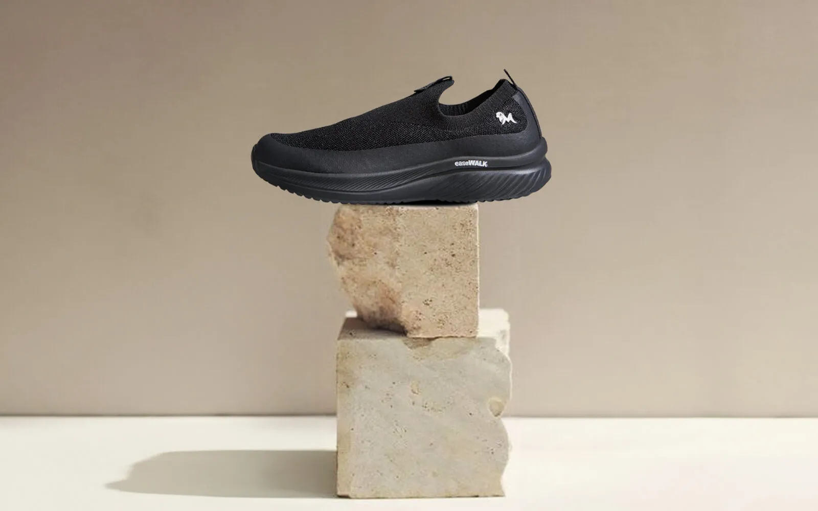 Ease Walk Slip Ons : Black