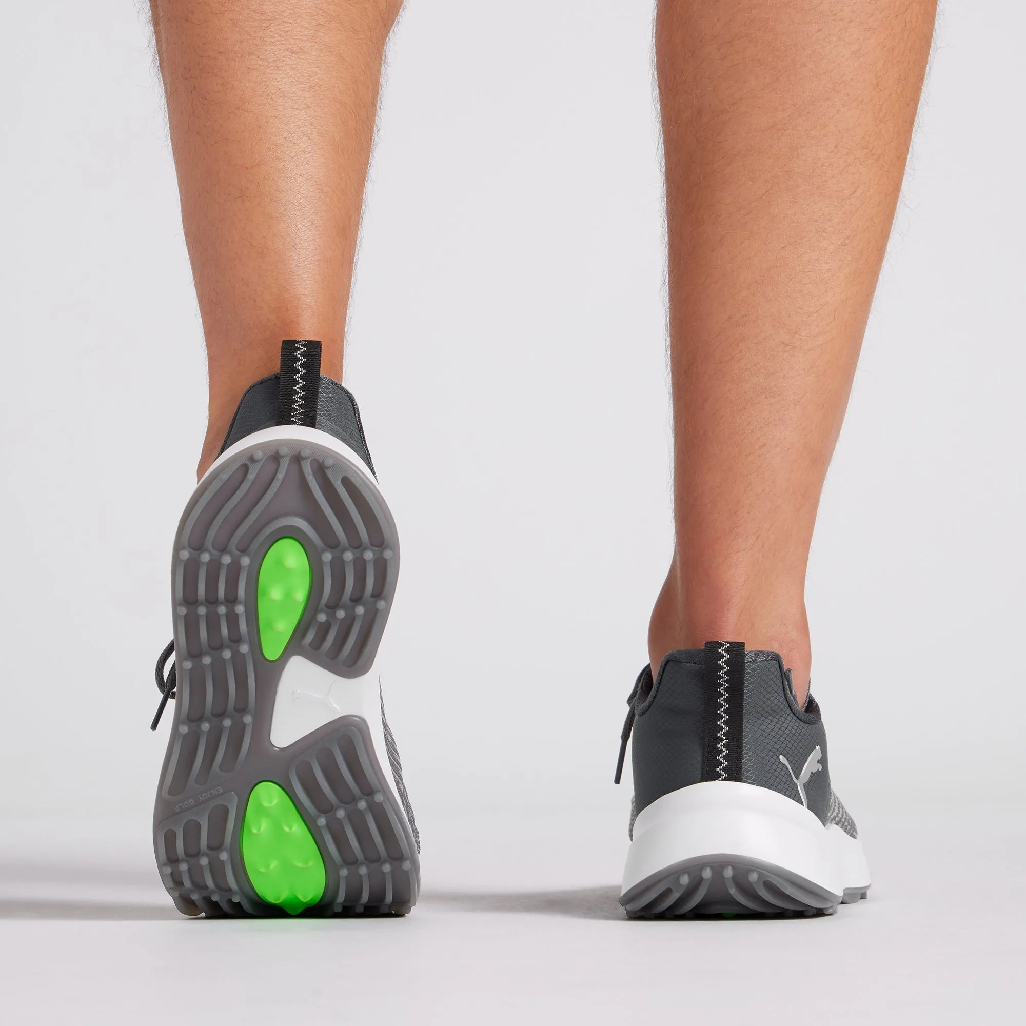 FUSION CRUSH SPORT Wide Spikeless Golf Shoes