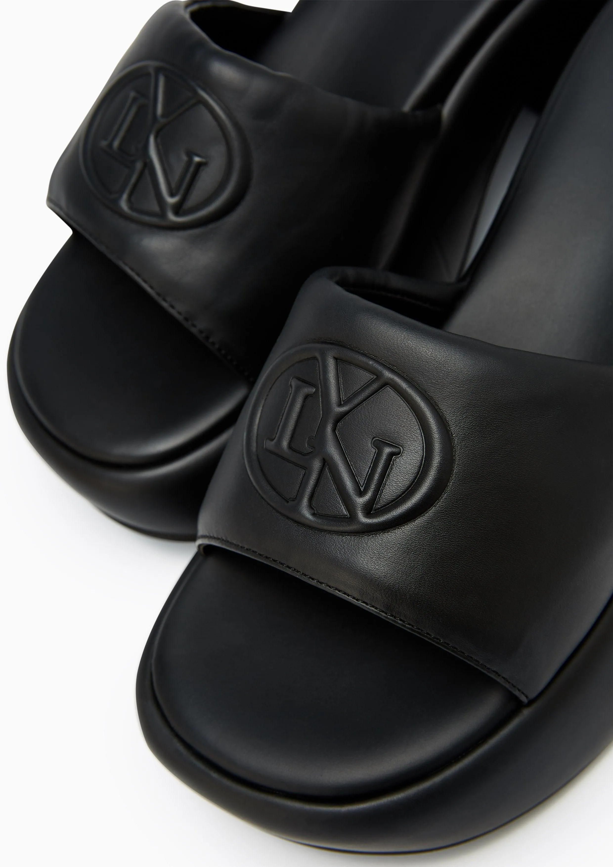 Juniper Platform Heels Black