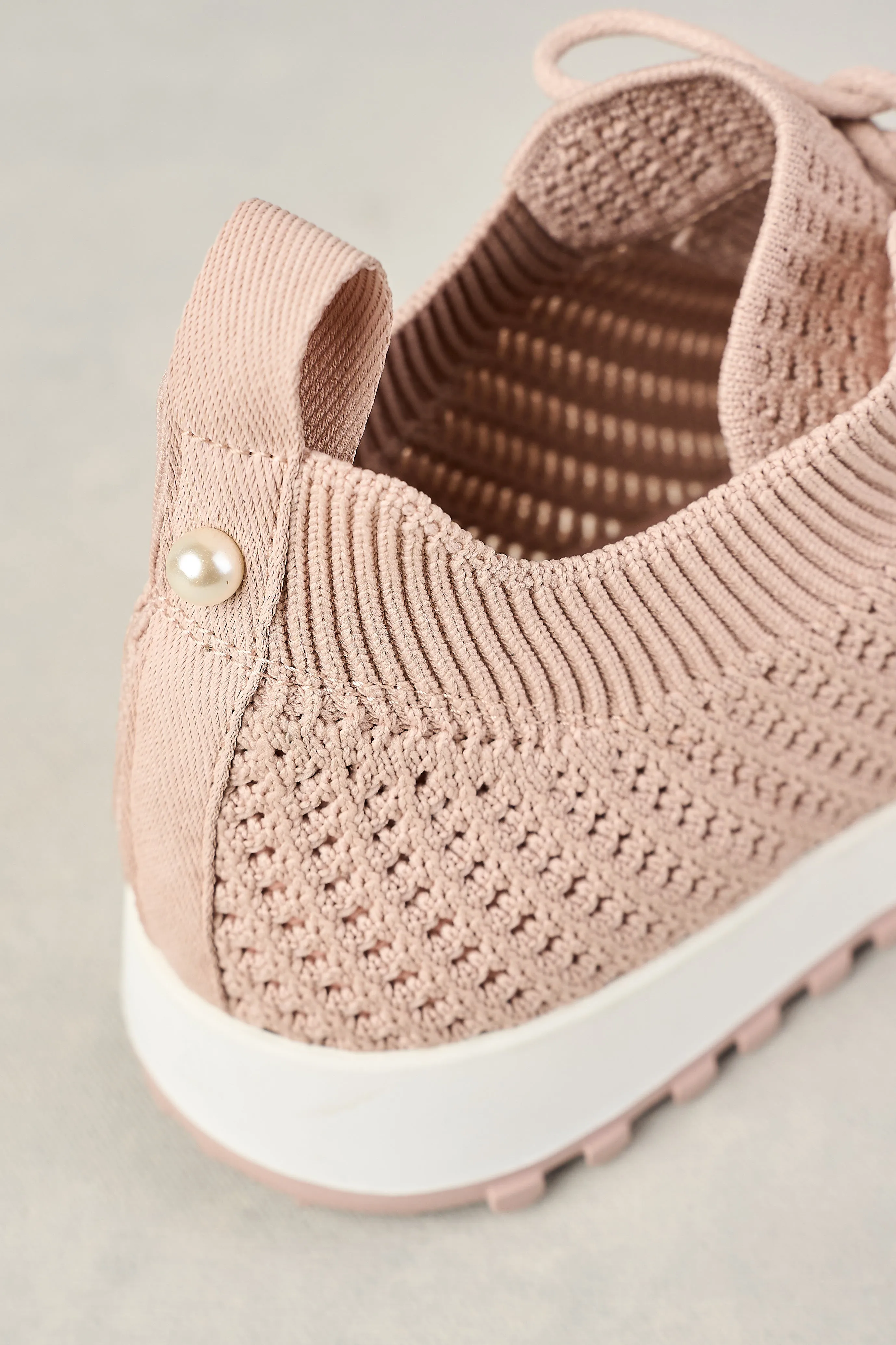 Perla Knit Sneaker