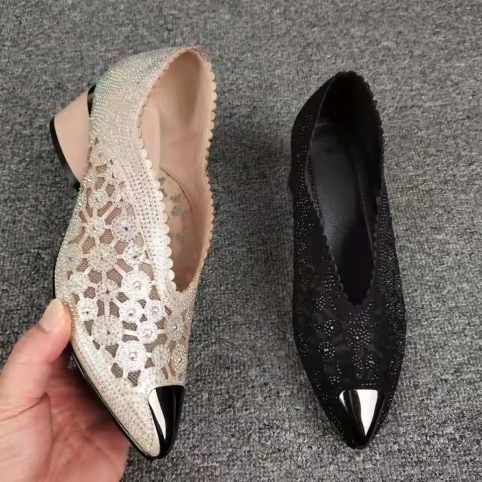 Slippers made of mesh with crystals and chunky heel