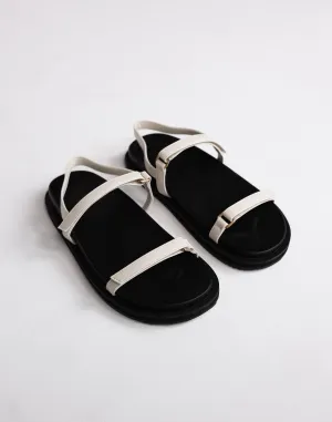 Tasa Sandles (Ivory) - By Billini